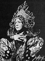 Eva Turner as Turandot